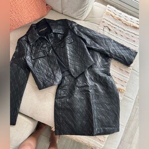 Amanda Uprichard Set